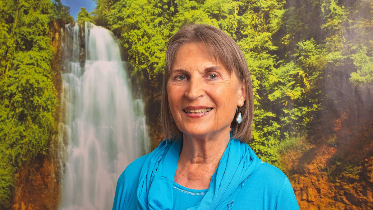 seit über 45 Jahren gehe ich meinen eigenen spirituellen Weg.